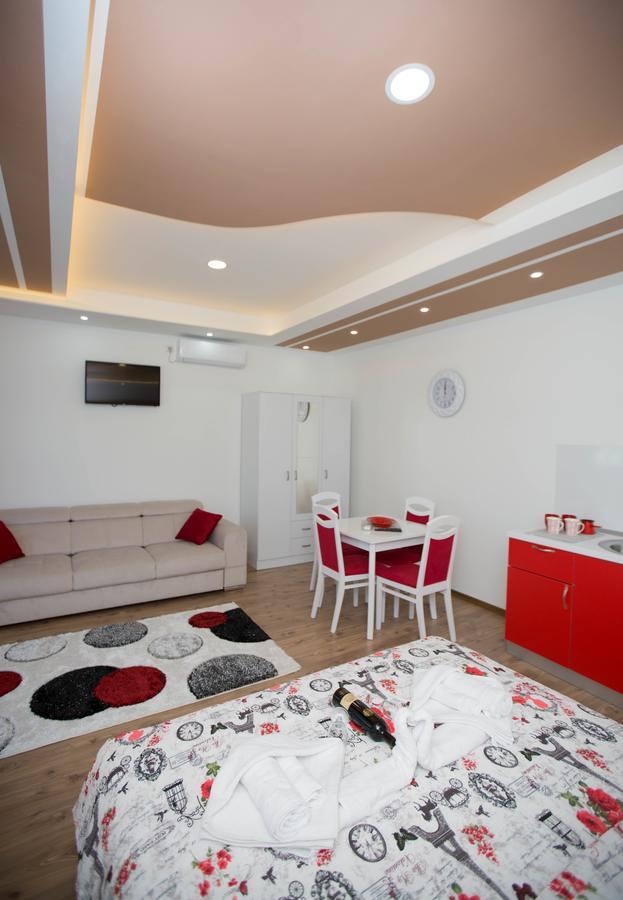 Apartmani Slado 特雷比涅 外观 照片