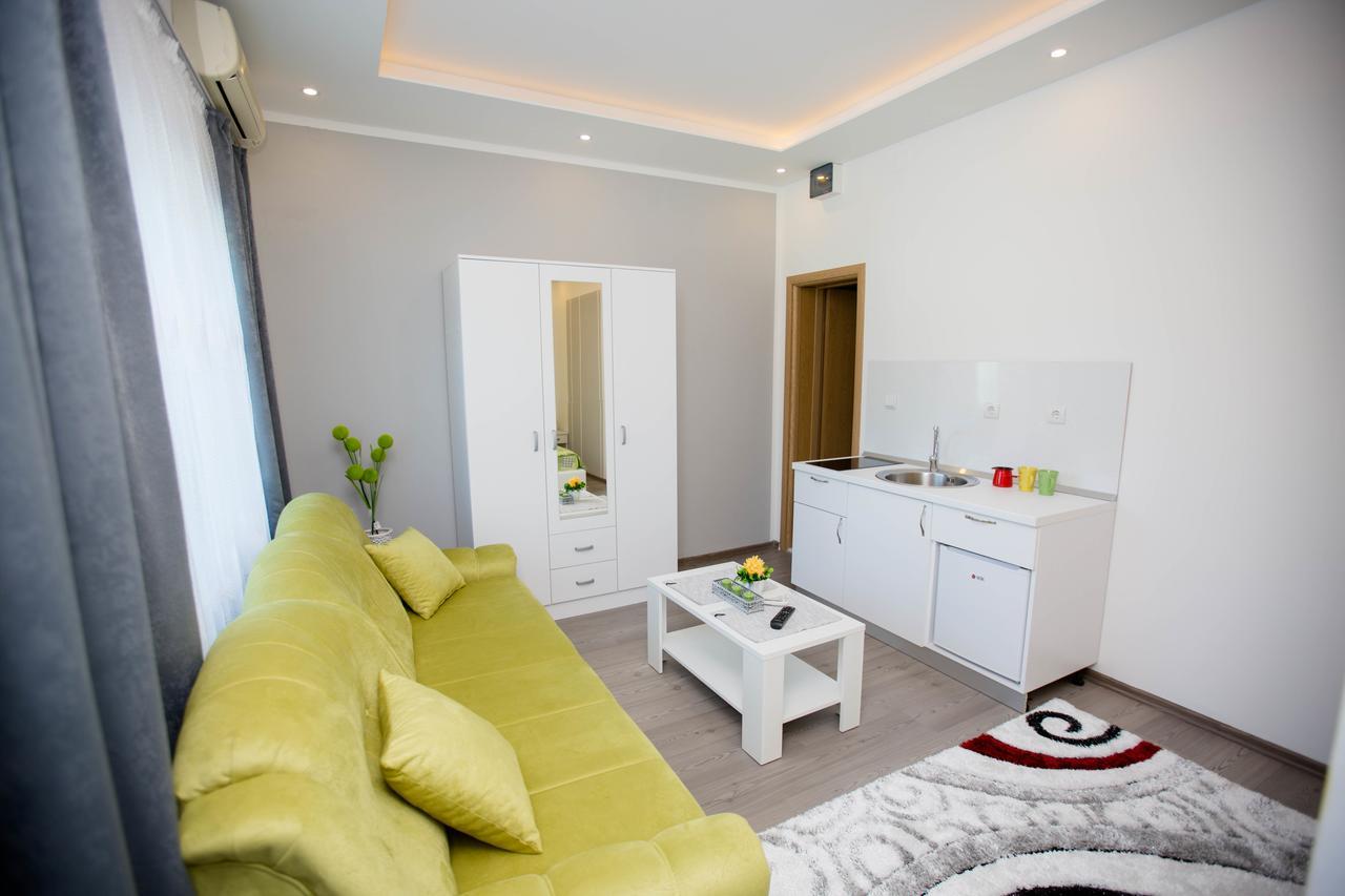 Apartmani Slado 特雷比涅 外观 照片